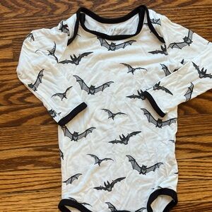 Kyte Baby Bat Bodysuit 18-24 months